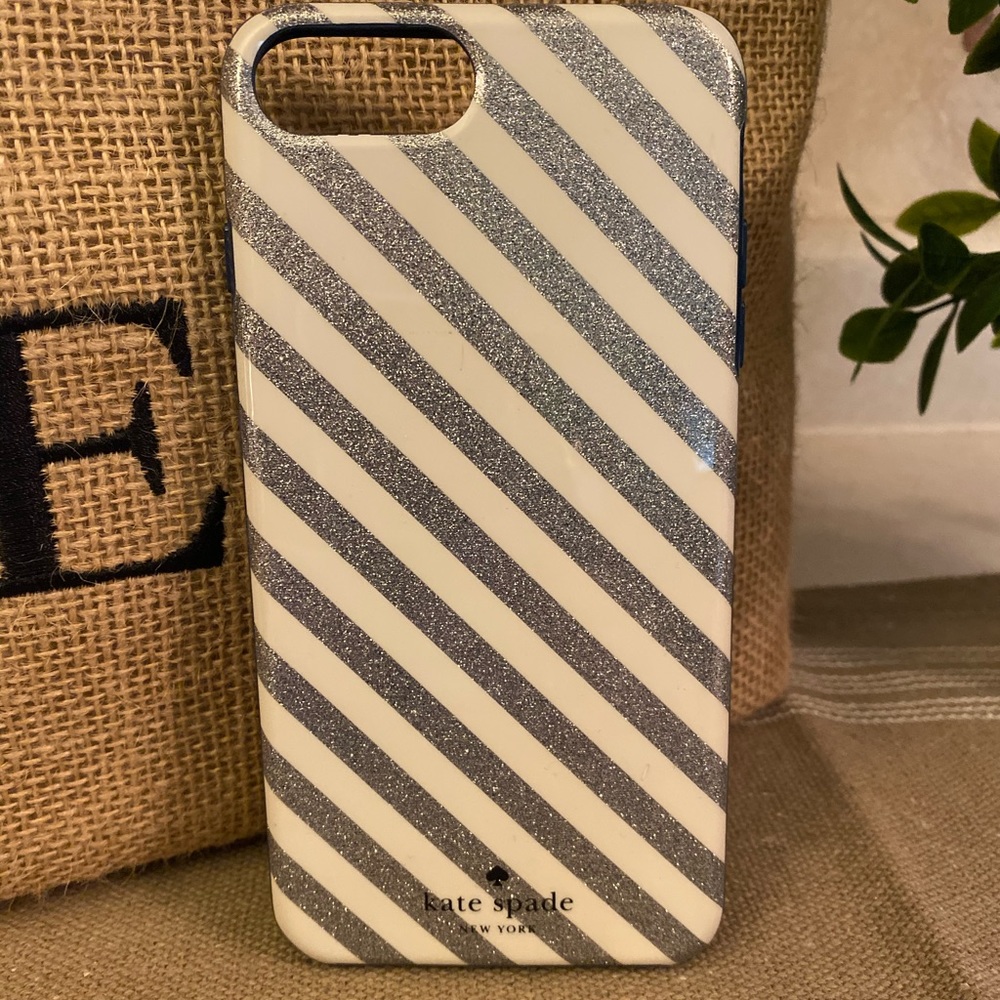 Kate Spade IPhone cast